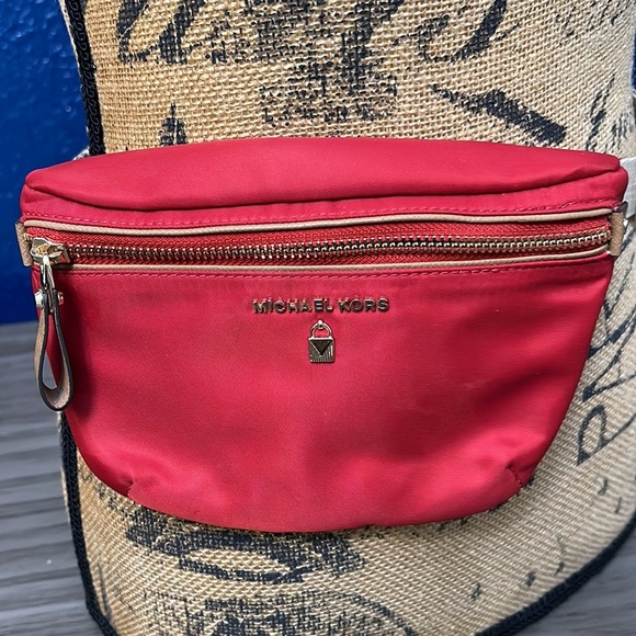 MICHAEL KORS RED NYLON HIP PACK - Picture 1 of 15